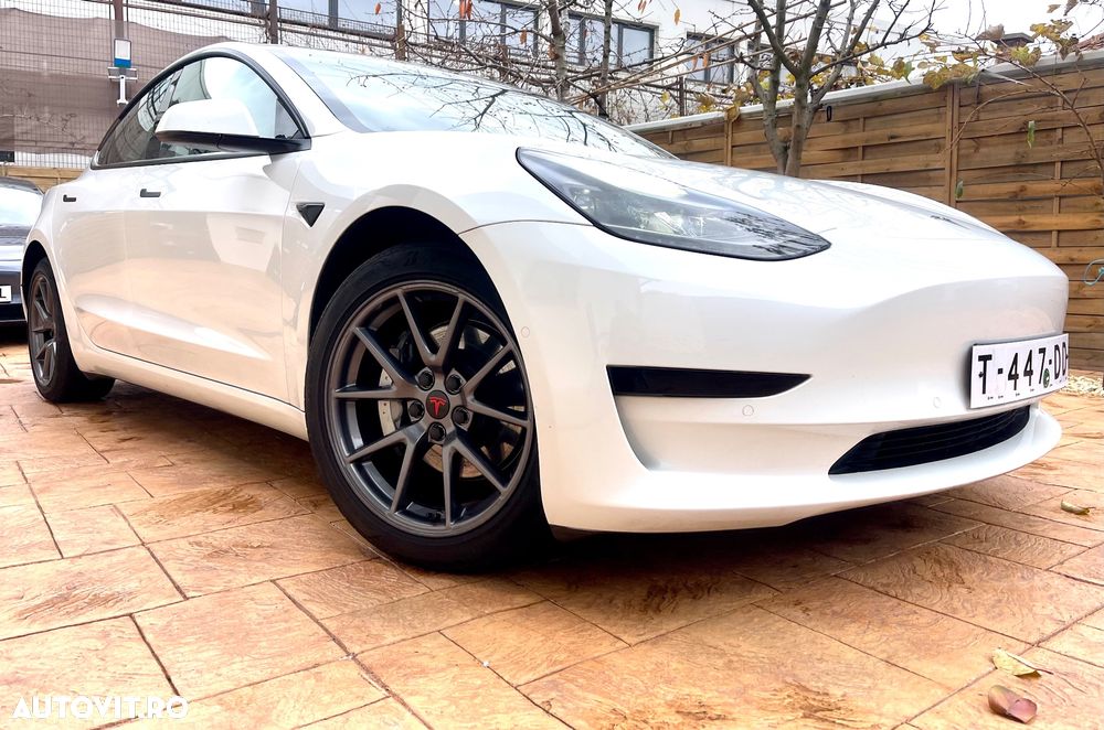 Tesla Model 3 Standard - 1