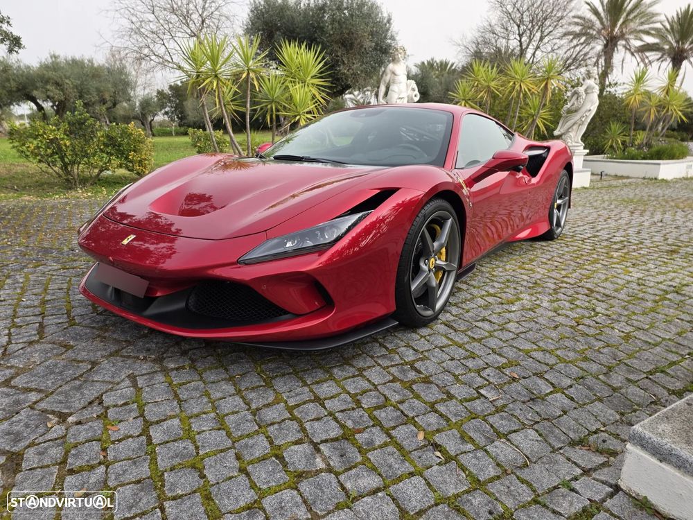 Ferrari F8 Tributo 3.9 Twin-Turbo V8 - 1