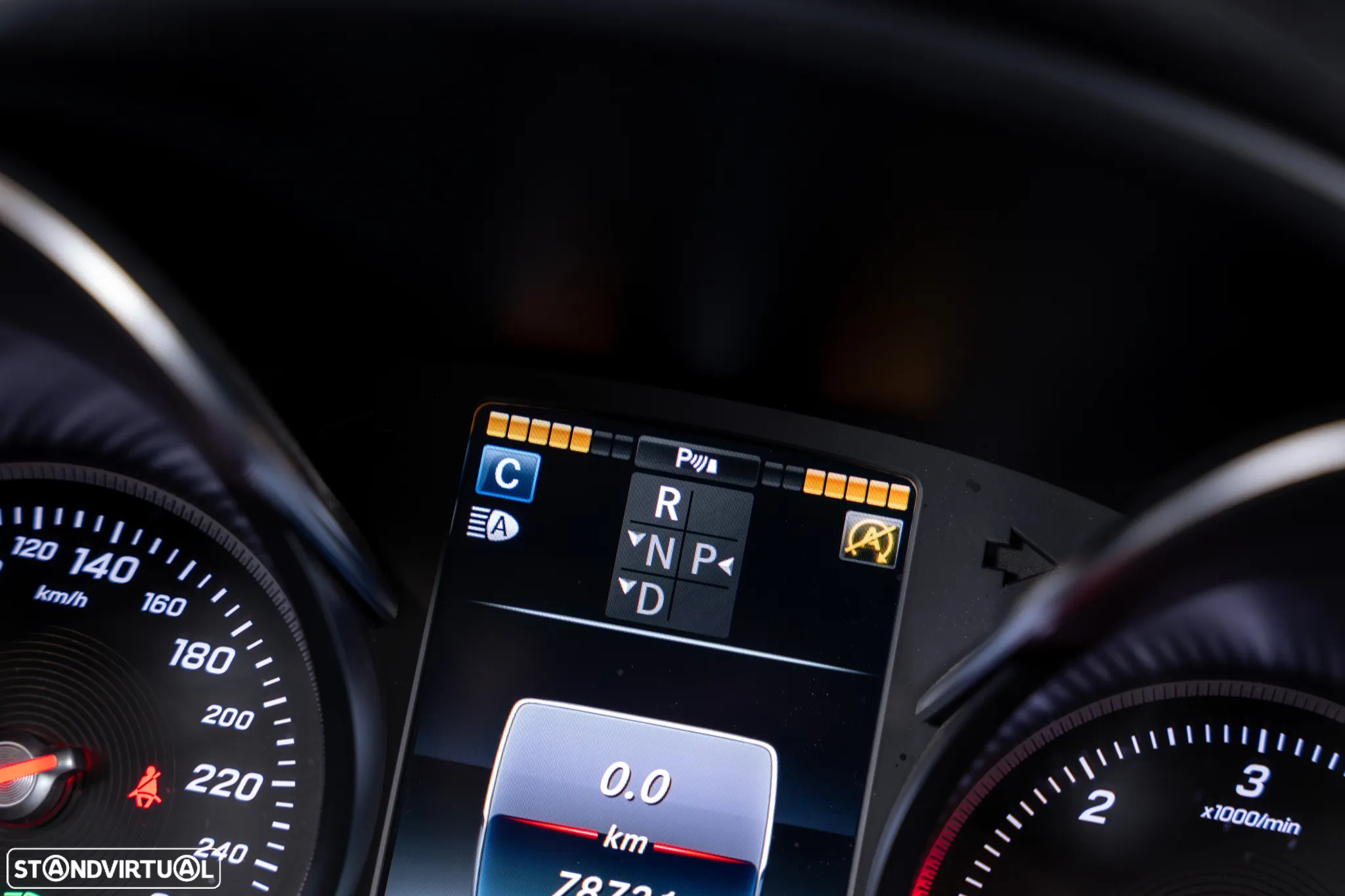 Mercedes-Benz C 220 d Cabrio 4Matic 9G-TRONIC AMG Line - 15