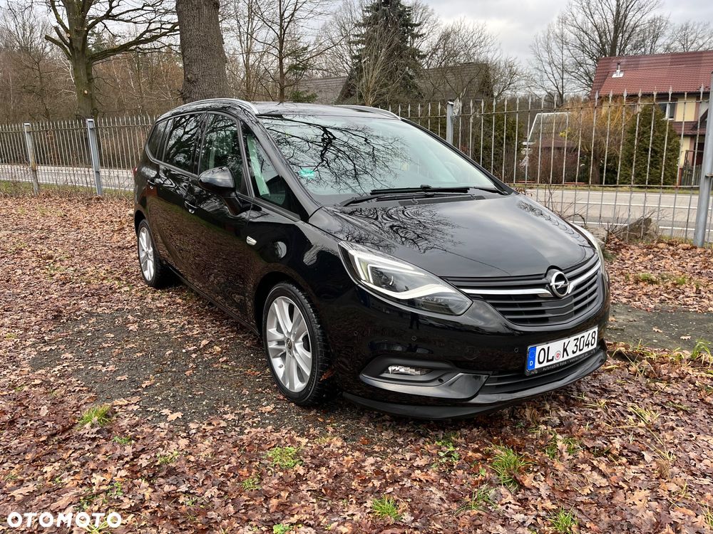 Opel Zafira Tourer 2.0 CDTI Automatik Edition - 2