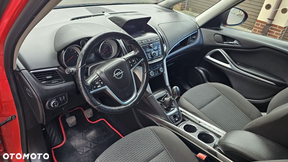 Opel Zafira - 13