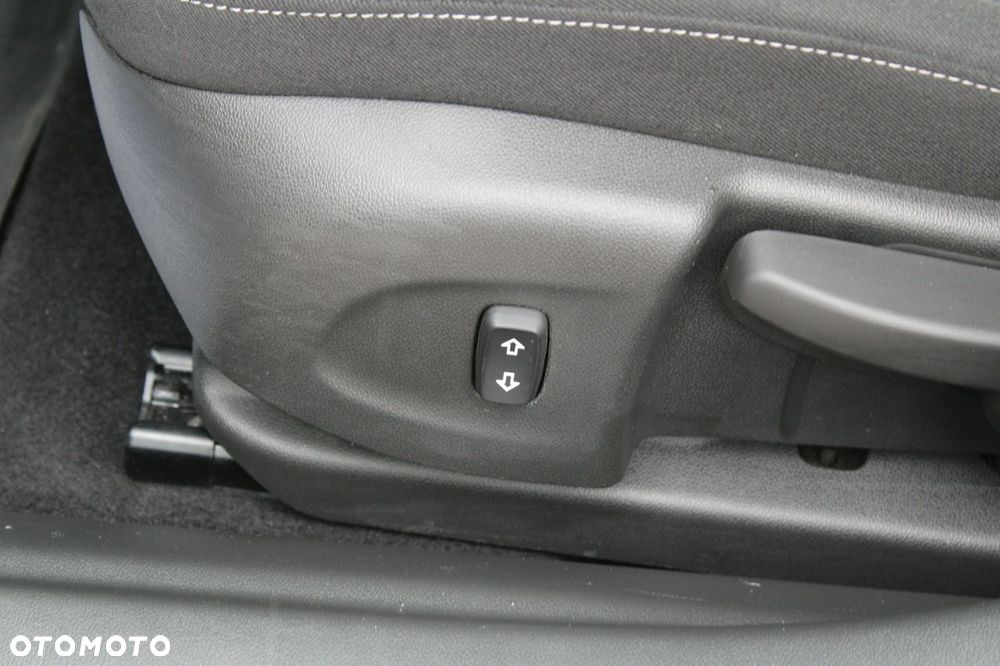 Opel Insignia - 21
