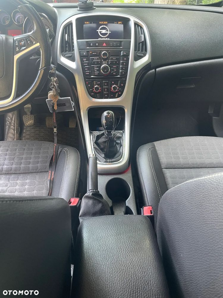 Opel Astra - 11