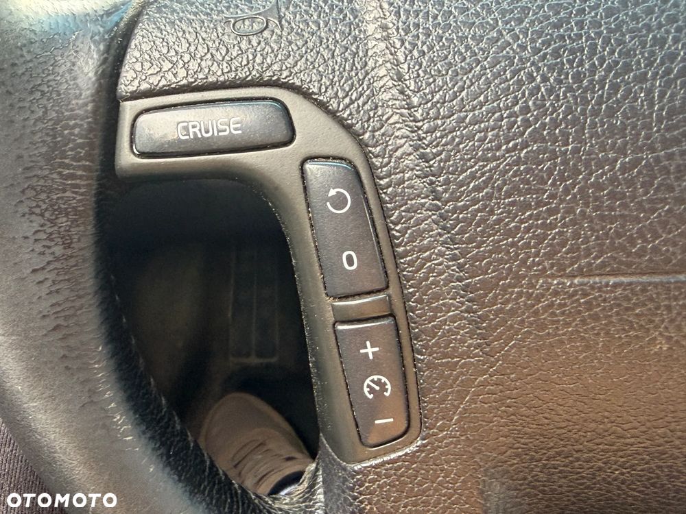 Volvo V70 2.4 Edition Comfort - 14