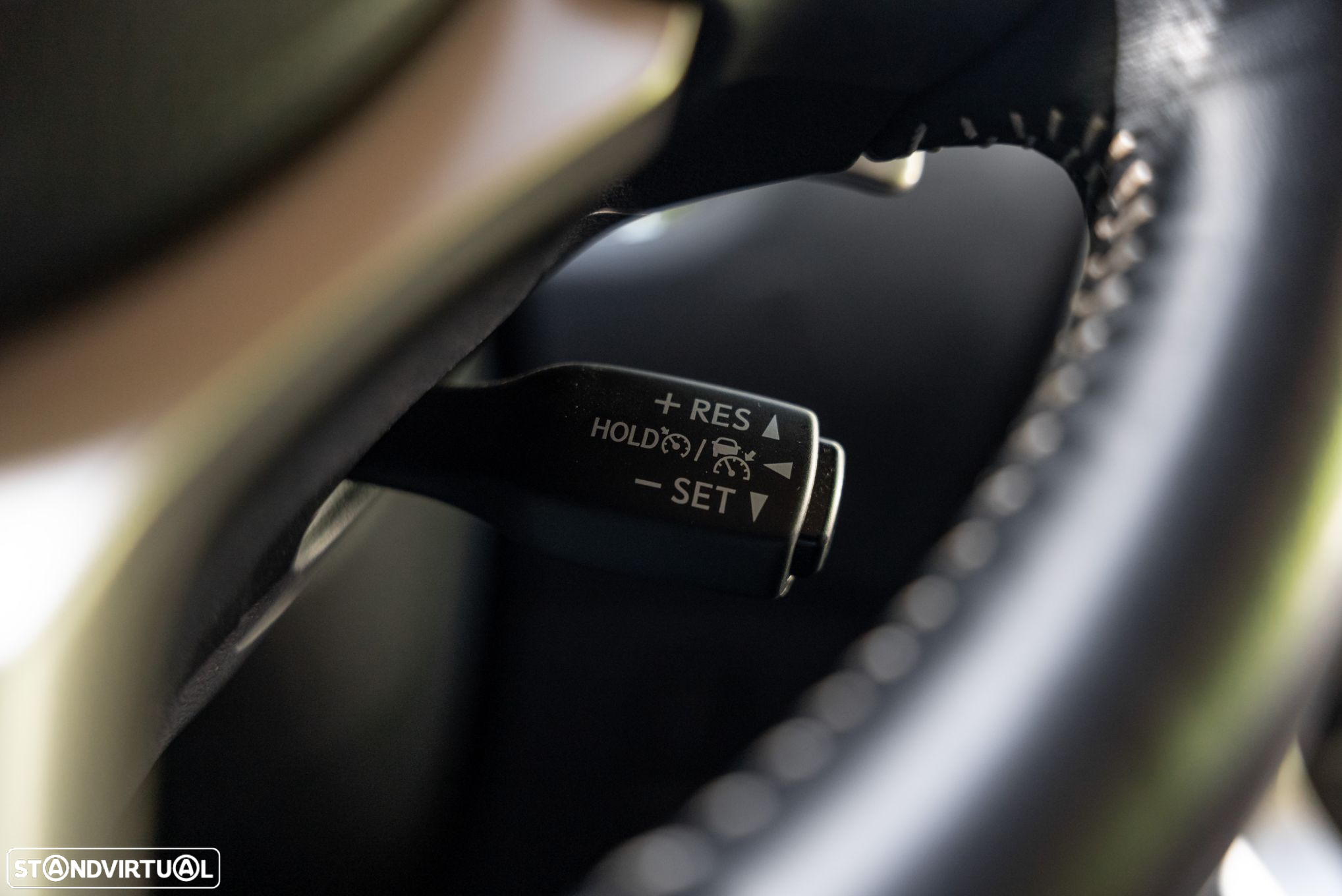 Lexus NX 300h - 23