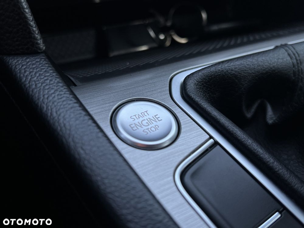 Volkswagen Passat 1.5 TSI EVO Essence - 26