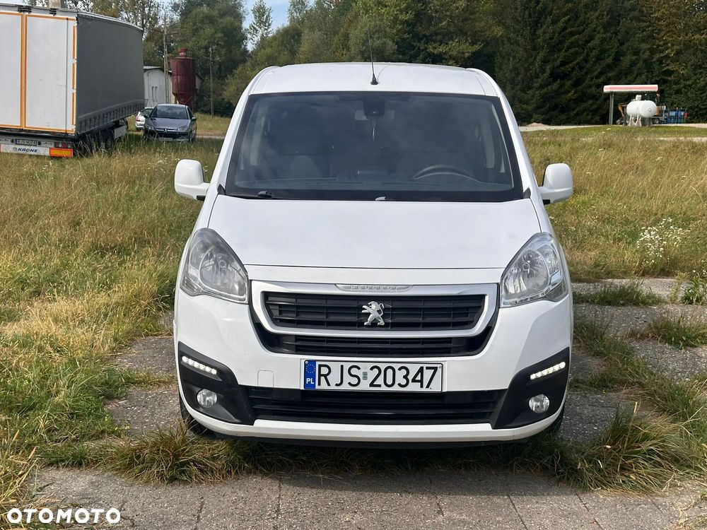 Peugeot Partner 1.6 Hdi 99 kM manual, 2015 rok EURO 6! ORGINALNY PRZEBIEG, HAK, ALUFELGI- BEZWYPADKOWY!!! - 3