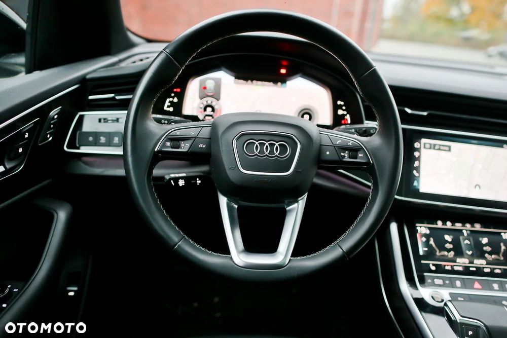 Audi Q8 - 21