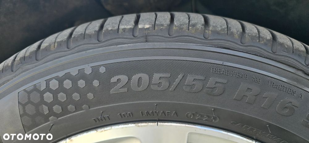 Volkswagen Golf 1.6 TDI BMT Highline - 16