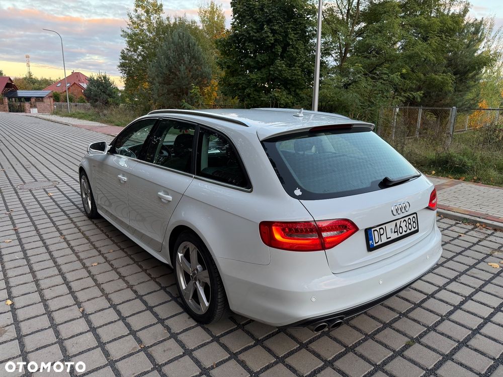 Audi A4 Avant 2.0 TDI - 9