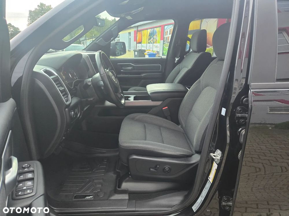 RAM 1500 Quad Cab Longbed Bighorn - 17