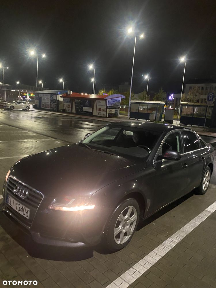 Audi A4 Limousine - 37