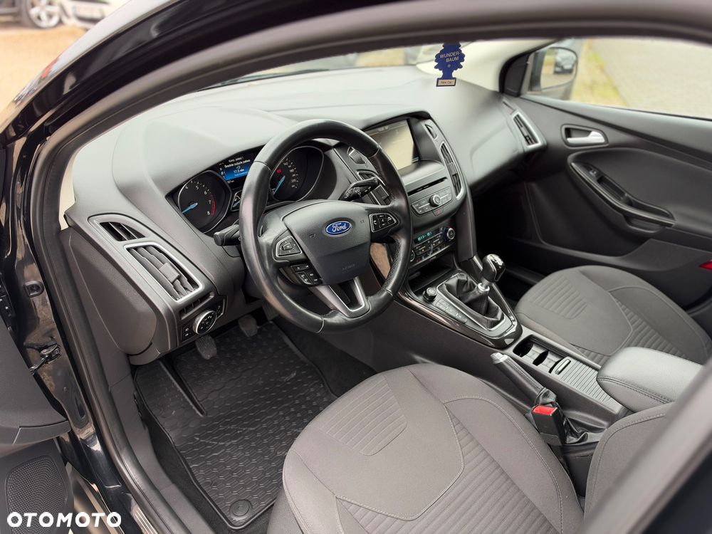 Ford Focus 1.5 EcoBoost Titanium ASS - 17