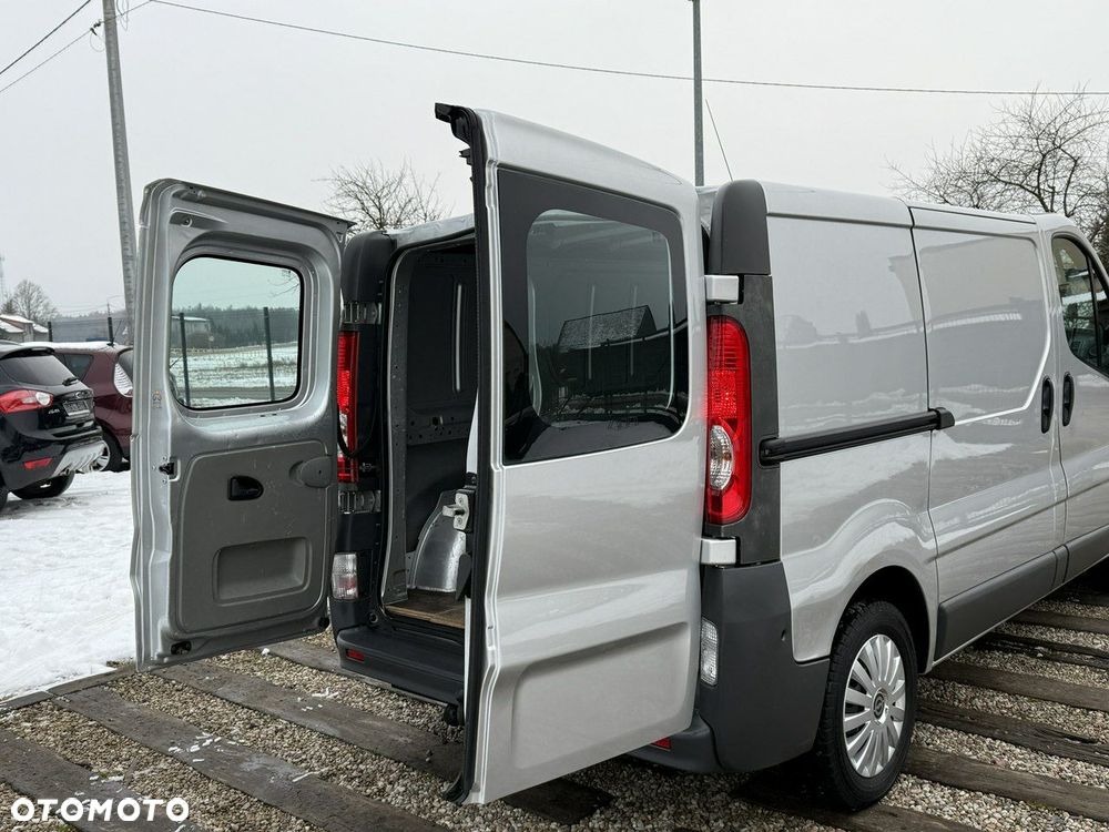 Opel Vivaro - 16