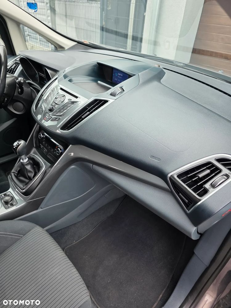 Ford Grand C-MAX 2.0 TDCi Edition - 9