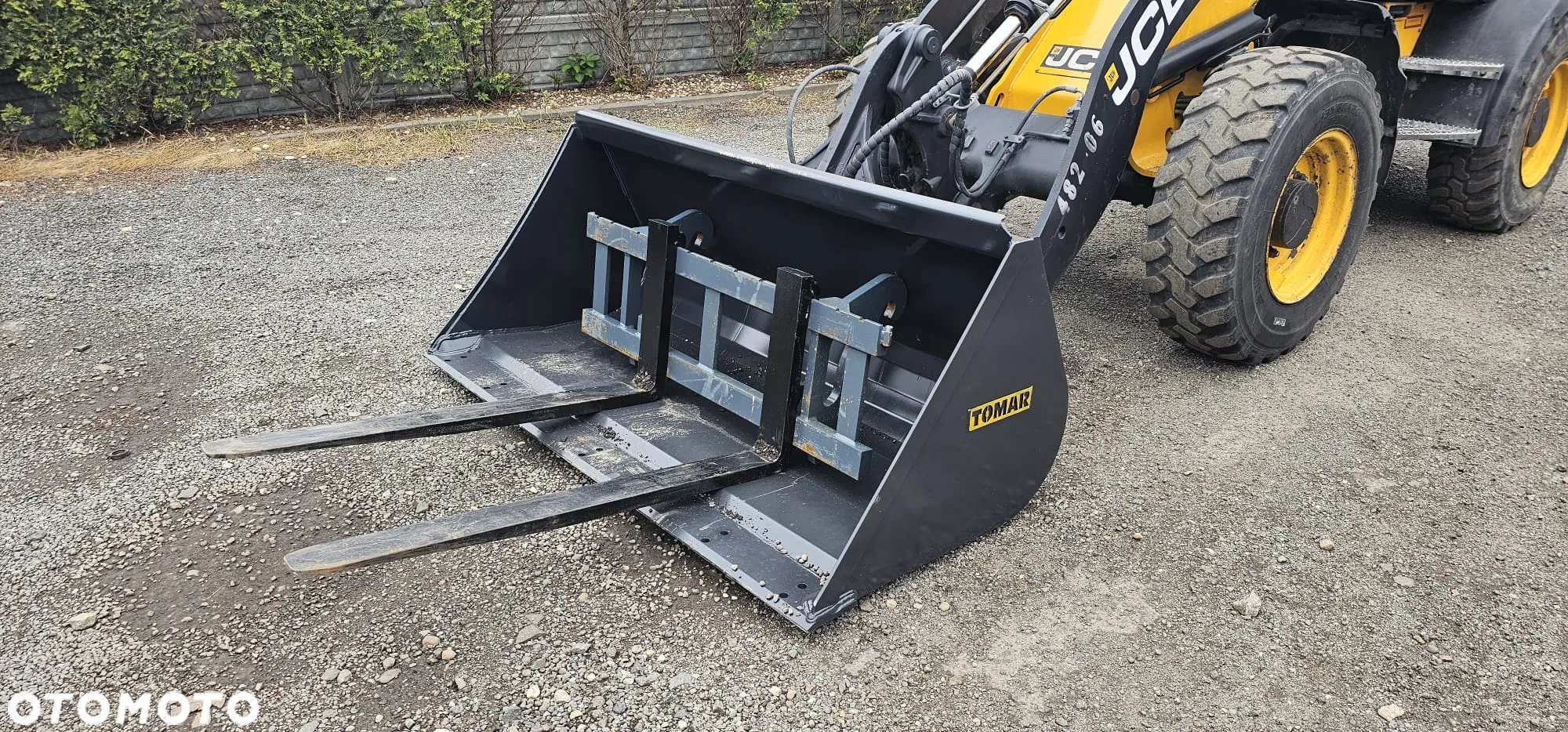 JCB 409 - 5