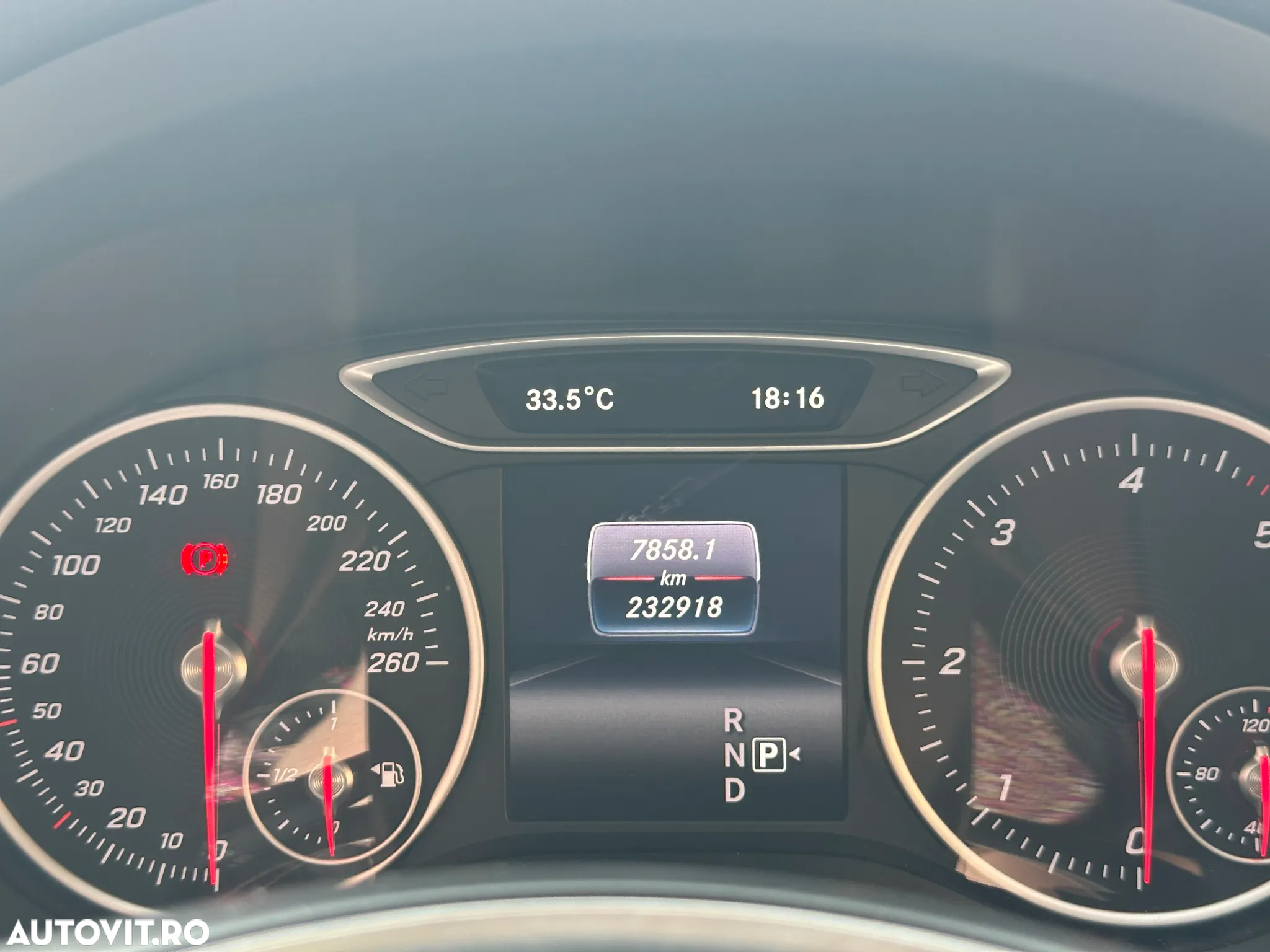 Mercedes-Benz A 200 d 4MATIC Aut. - 12