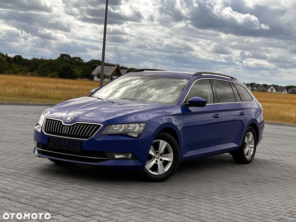 Skoda Superb 2.0 TDI DSG Active - 3