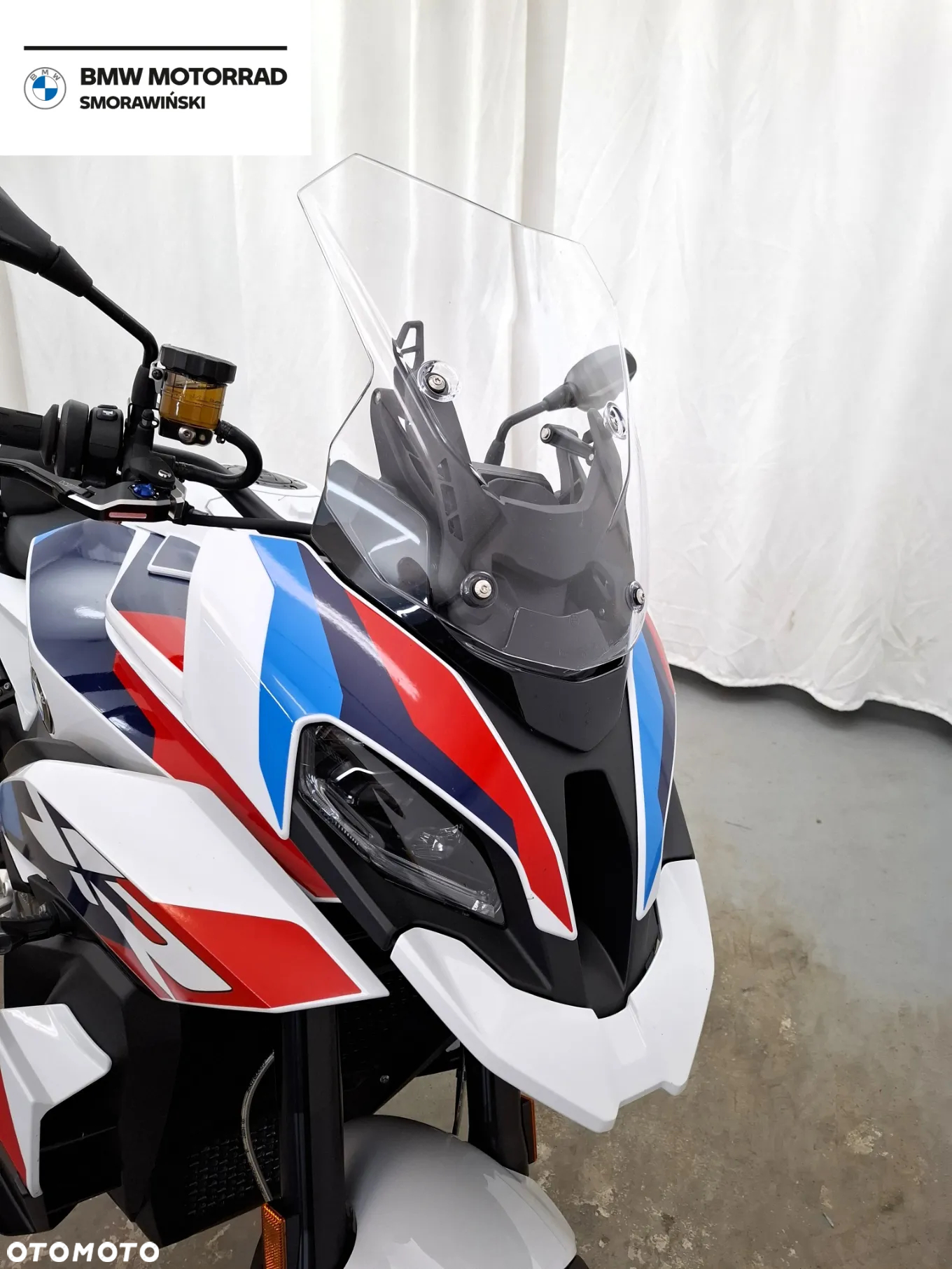 BMW S - 15