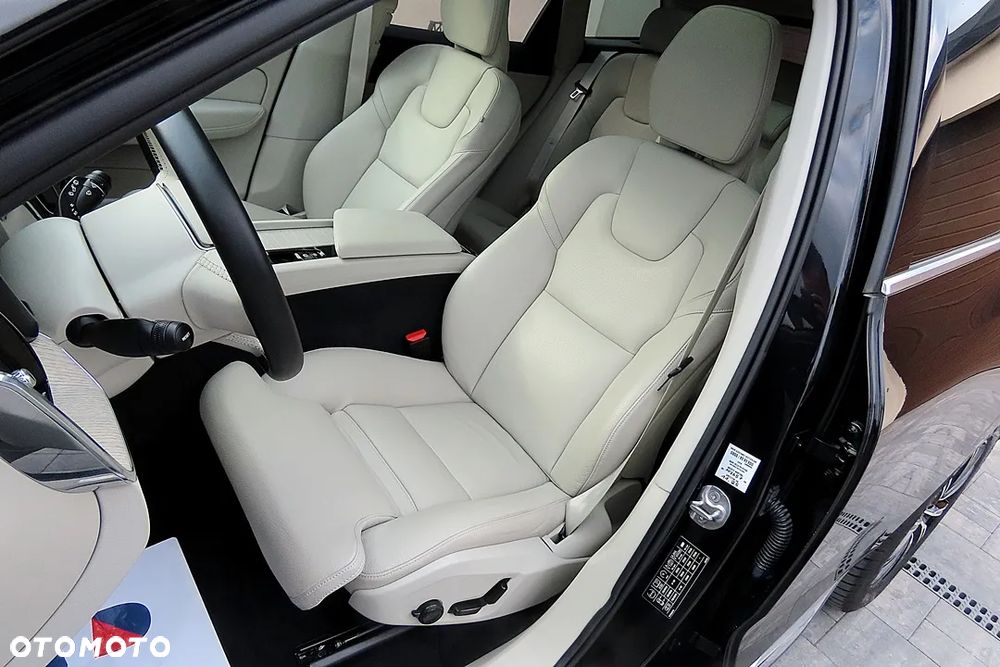 Volvo XC 60 B5 D AWD Geartronic Inscription - 25