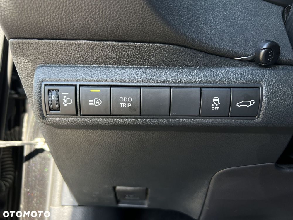 Toyota Corolla 1.8 Hybrid Style - 17