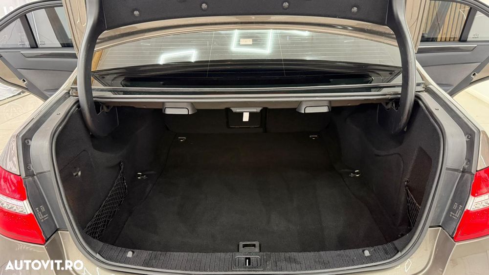 Mercedes-Benz E 200 CDI 7G-TRONIC Avantgarde - 18