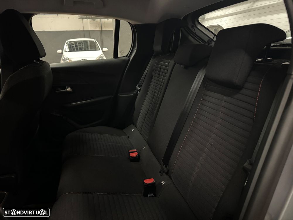 Peugeot 208 1.2 PureTech Allure - 13