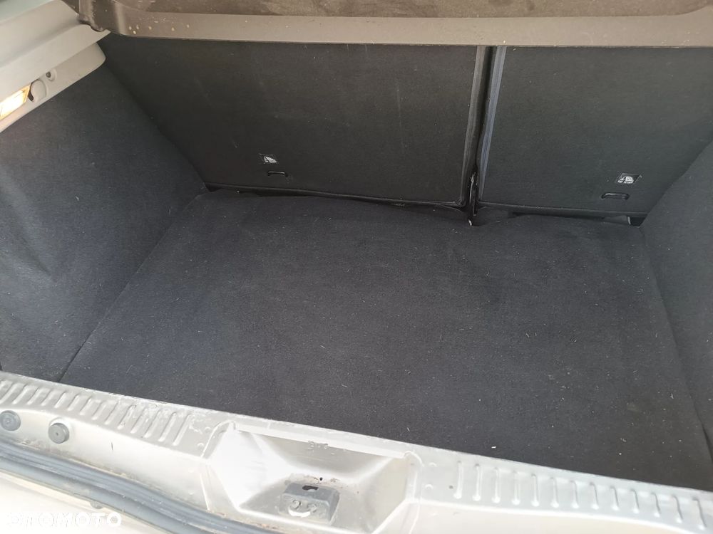 Dacia Sandero 1.2 16V SL Blackline - 13