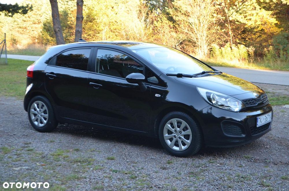 Kia Rio - 14
