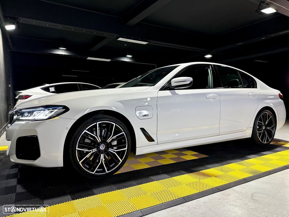 BMW 530 e Pack M - 6