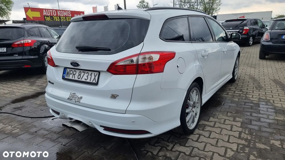 Ford Focus 1.0 EcoBoost Titanium - 30