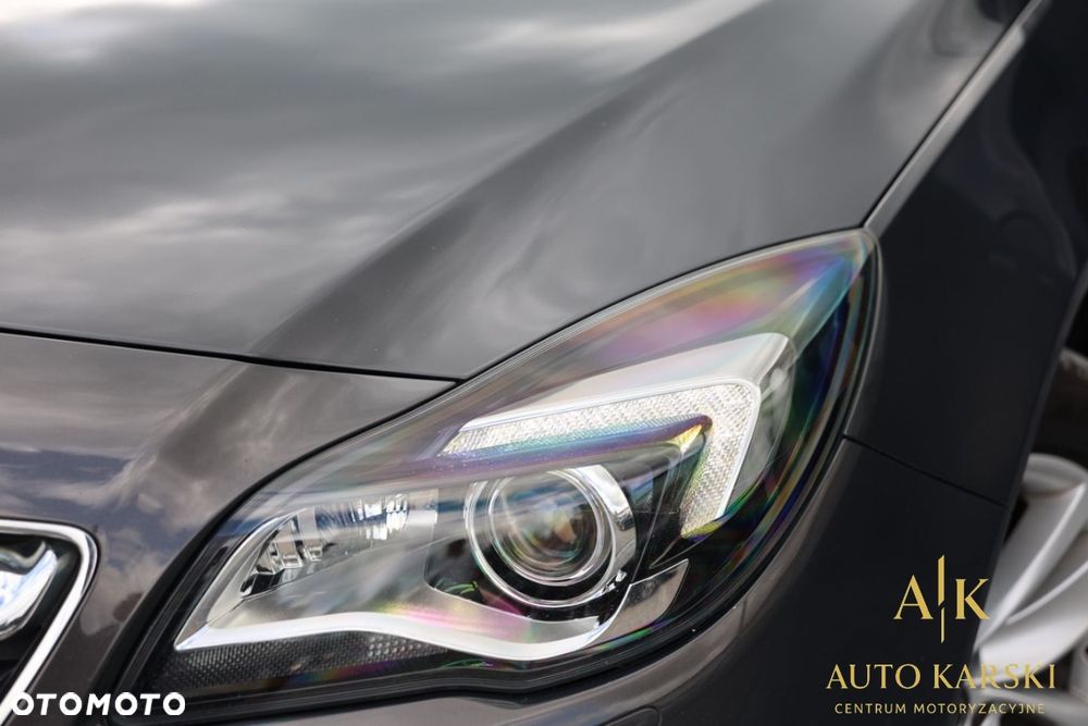 Opel Insignia - 12