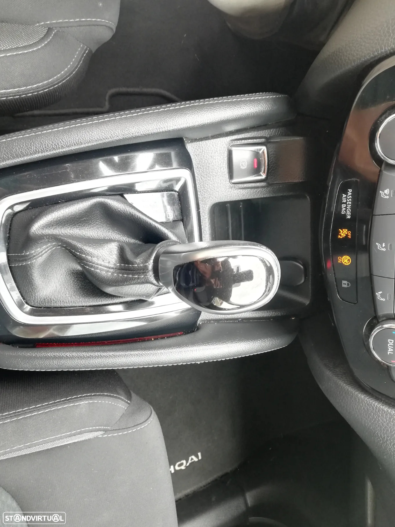 Nissan Qashqai 1.5 dCi DCT N-CONNECTA - 16