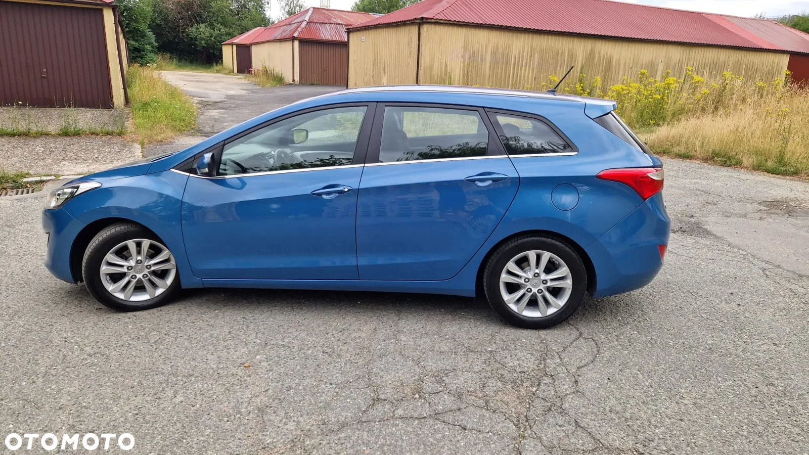 Hyundai i30 1.6 CRDi BlueDrive Comfort - 17