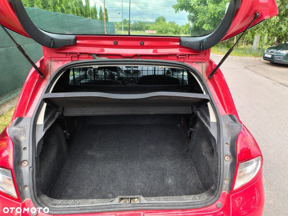 Renault Clio R - 3