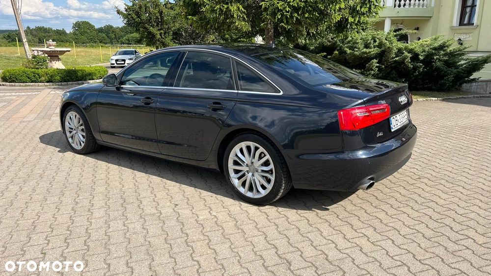 Audi A6 - 4