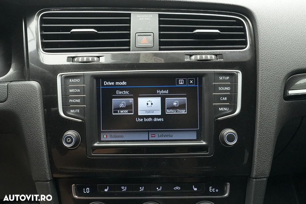 Volkswagen Golf 1.4 GTE Plug-In-Hybrid DSG - 24