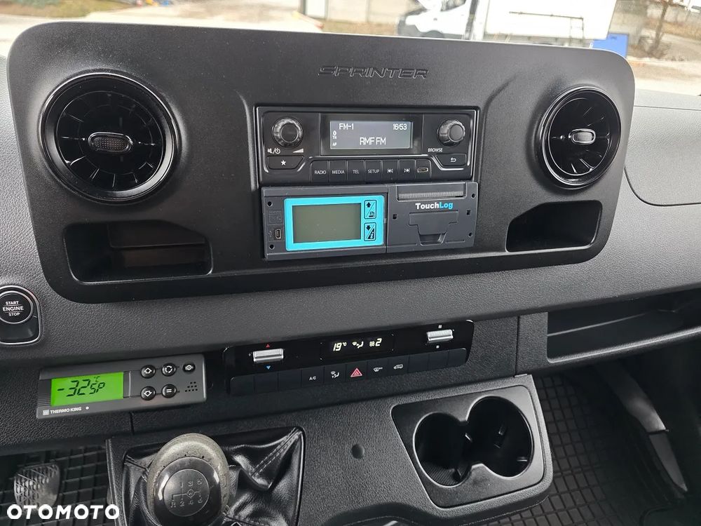 Mercedes-Benz Sprinter chłodnia mroźnia 316  Thermo king + zasilanie elektryczne - 19