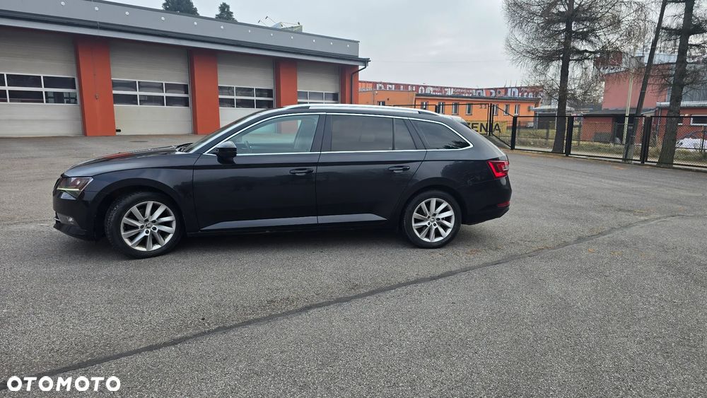 Skoda Superb 2.0 TSI Style DSG - 3