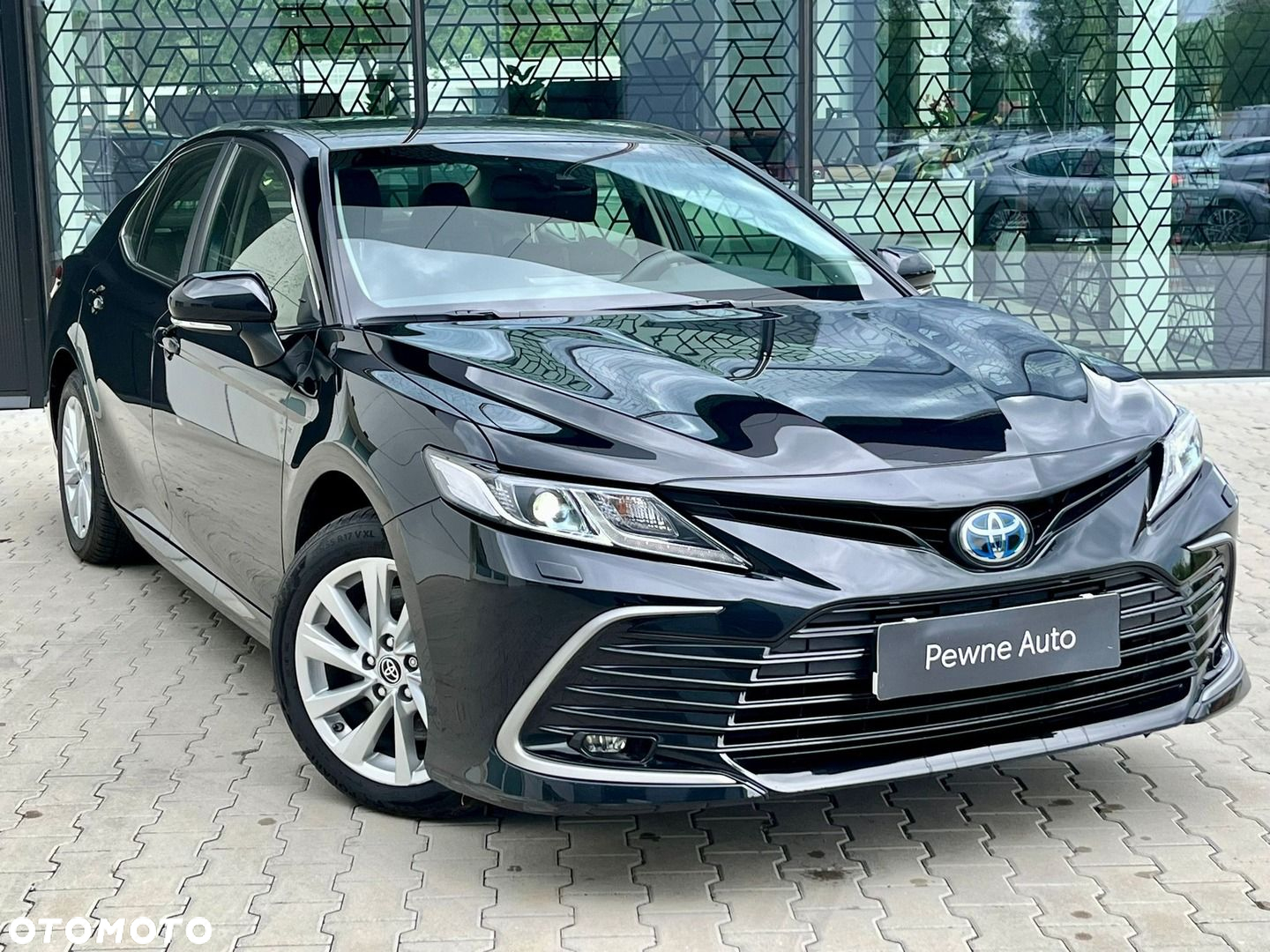 Toyota Camry - 9