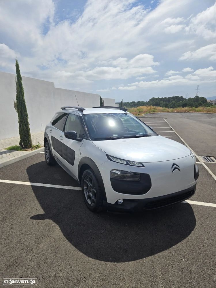 Citroën C4 Cactus 1.2 PureTech Shine - 1