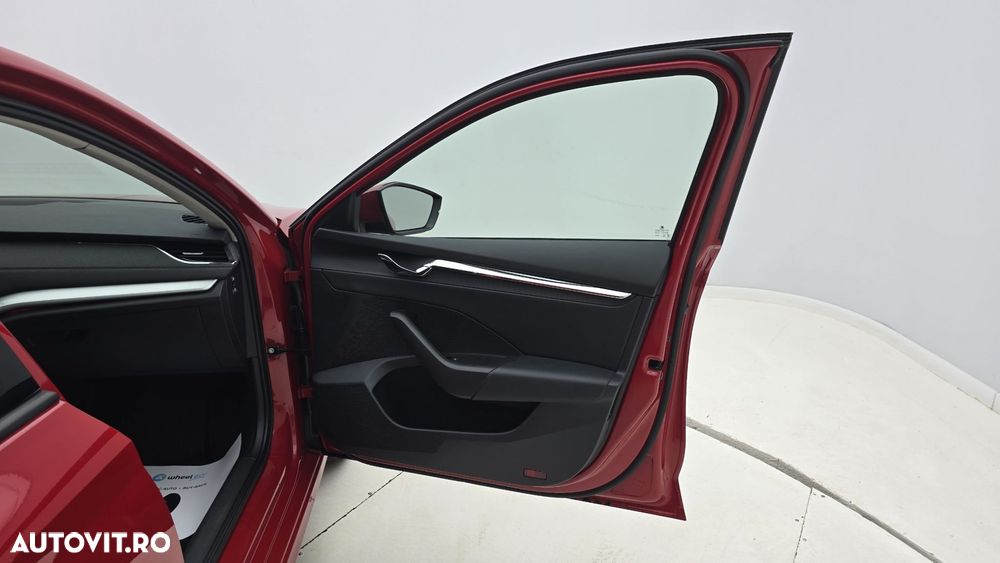 Skoda Octavia Combi 2.0 TDI DSG 4X4 Style - 18