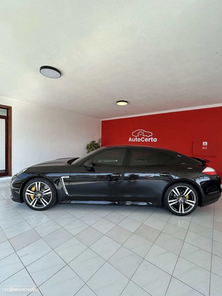 Porsche Panamera Turbo PDK - 5