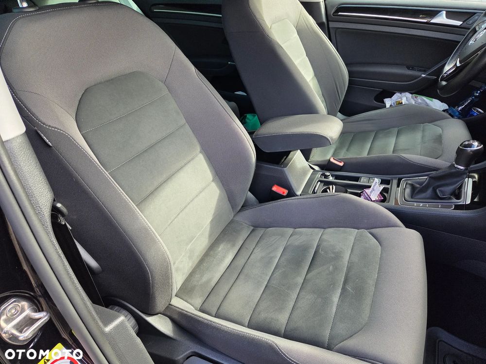 Volkswagen Golf - 7