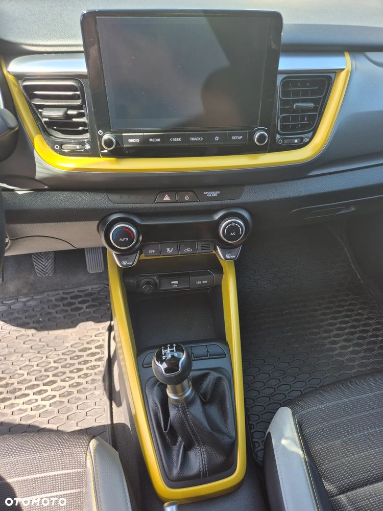 Kia Stonic - 6