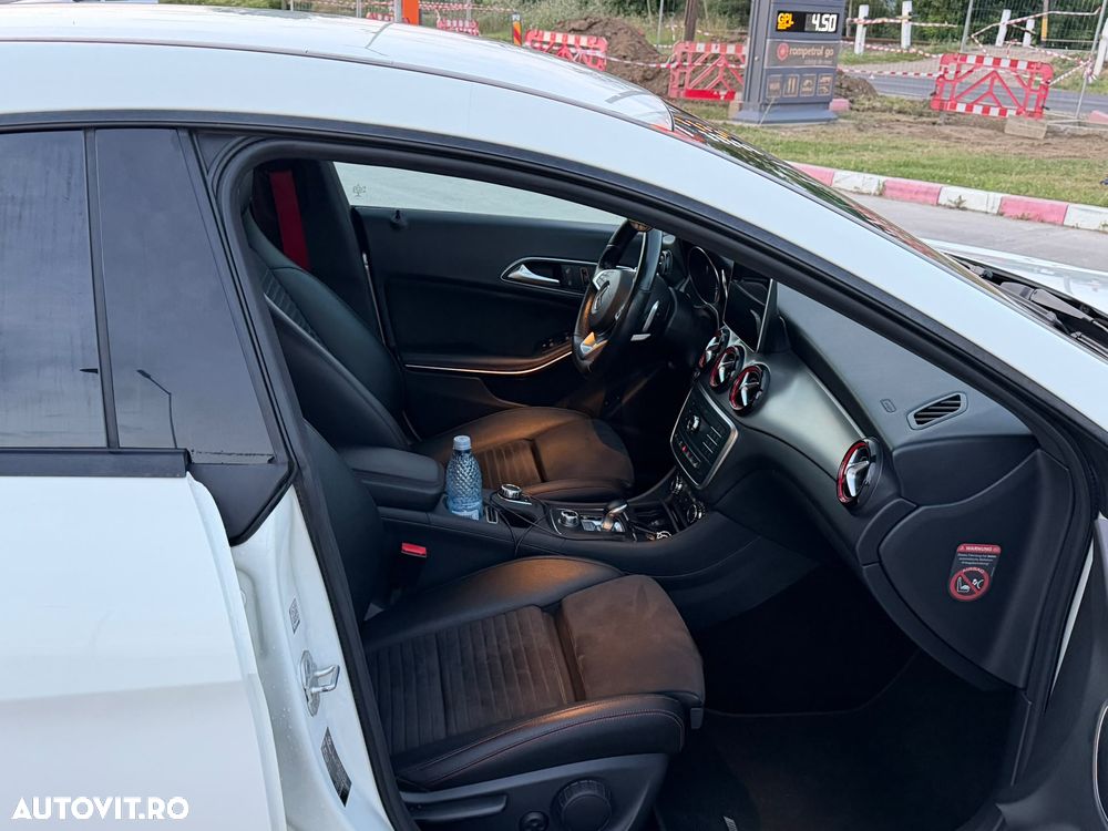 Mercedes-Benz CLA 45 AMG - 4