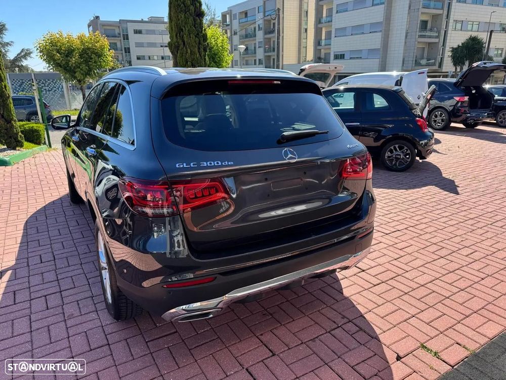 Mercedes-Benz GLC 300 de 4Matic 9G-TRONIC Exclusive - 14