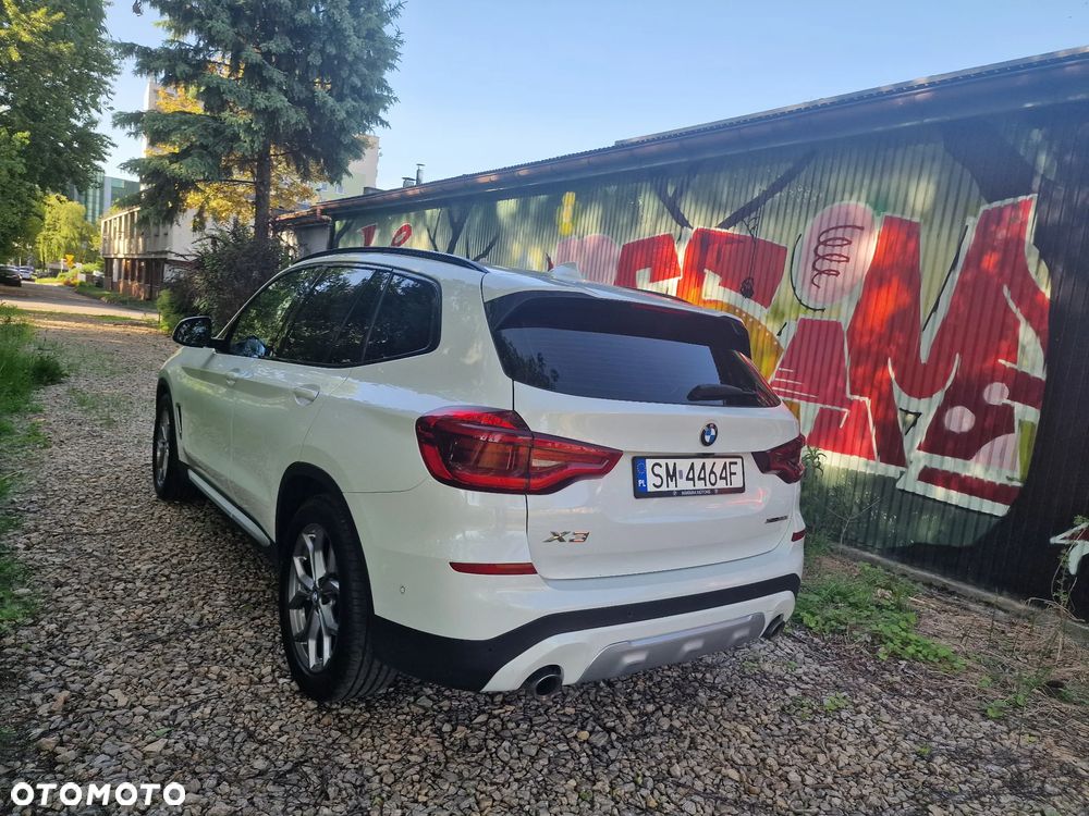 BMW X3 xDrive20i xLine - 4