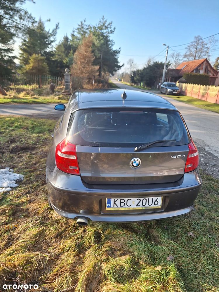 BMW Seria 1 120d DPF - 10