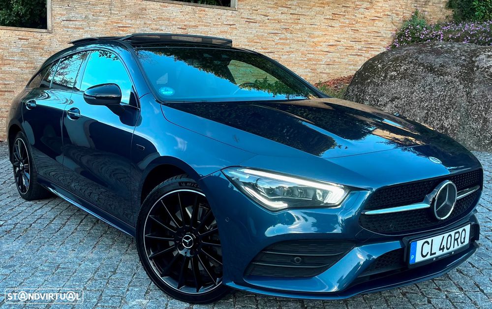 Mercedes-Benz CLA 250 e Shooting Brake AMG Line - 4
